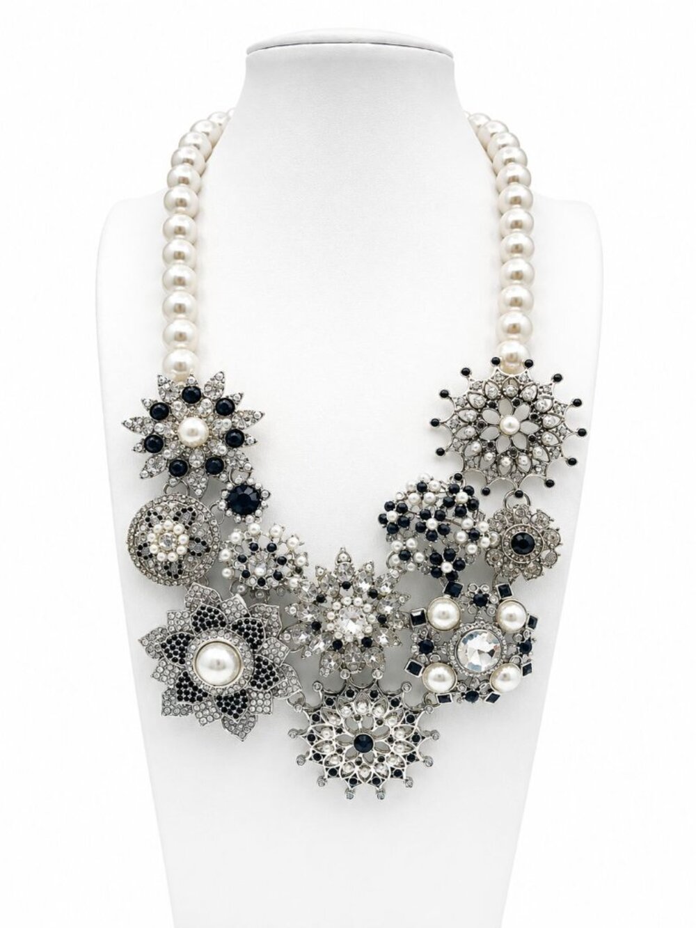WHBM White House Black Market Pearl Crystal Statement Bib Necklace Silver Black - Picture 3 of 6